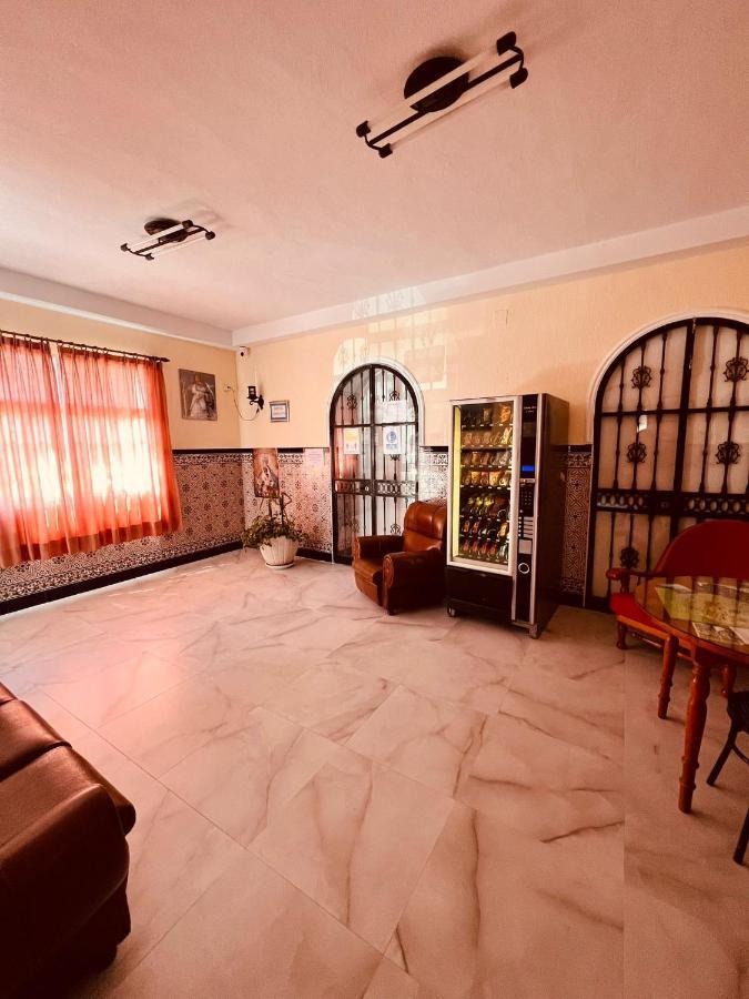 Hostal Muriel Aljaraque Luaran gambar