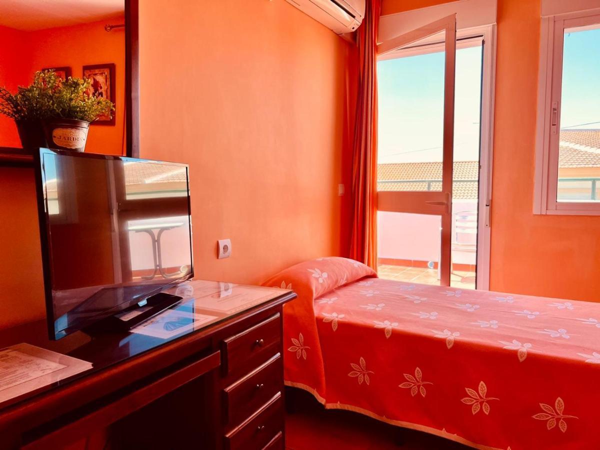 Hostal Muriel Aljaraque Luaran gambar