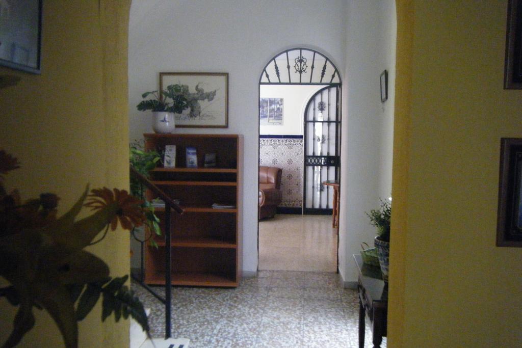 Hostal Muriel Aljaraque Luaran gambar