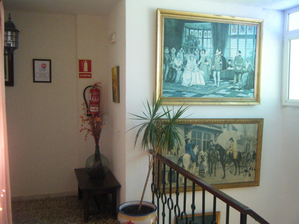 Hostal Muriel Aljaraque Luaran gambar