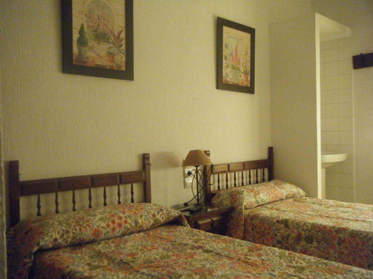 Hostal Muriel Aljaraque Bilik gambar